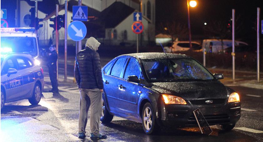 Wieczorne potrącenie pieszego [FOTO]