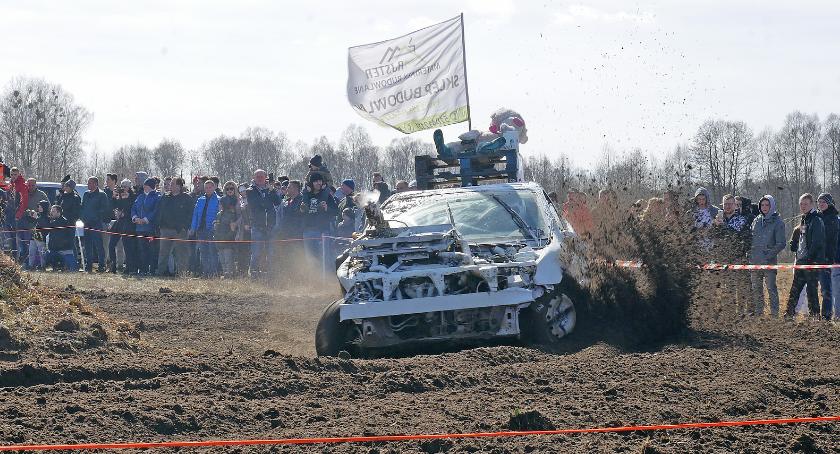 Wrak Race: Inauguracja sezonu Polskiej Ligi Wraków w Dawii [VIDEO i FOTO]