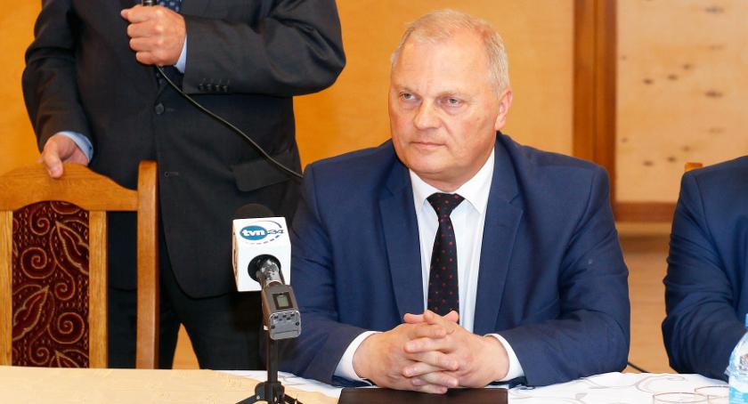 Kolej przez Łomżę: Konferencja posła Lecha Kołakowskiego [LIVE]
