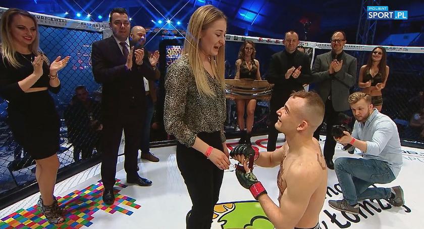 Patryk Surdyn oświadczył się w świetle kamer na Armia Fight Night 5 [VIDEO]