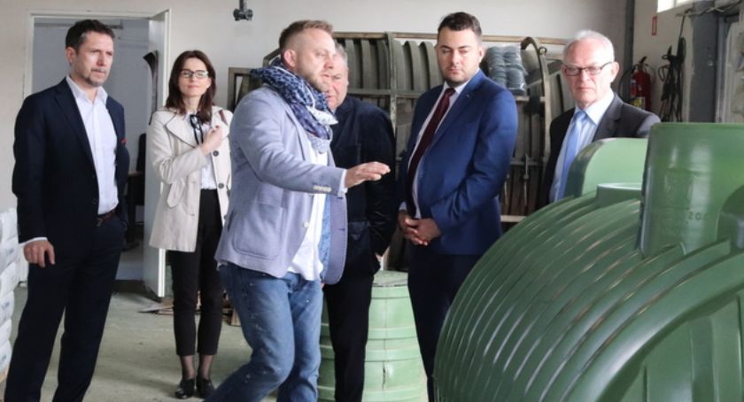 Łomża: Władze z wizytą w Aquatech S.A. [FOTO]