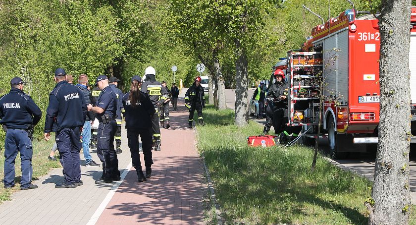 Grobla Jednaczewska: Wypadek paralotniarza [FOTO]