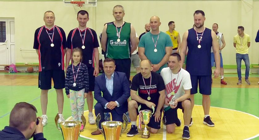 Łomża: Drużyna XYZ Mistrzem Miejskiej Ligi Koszykówki [VIDEO i FOTO]