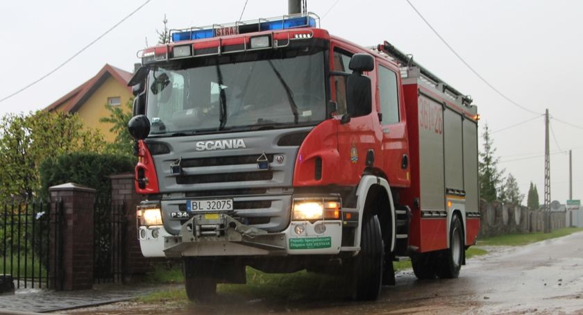 Chaos po ulewie: Strażacy interweniowali kilkadziesiąt razy. Jeden druh ranny