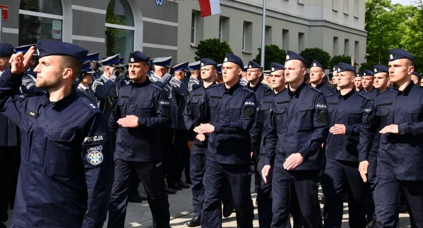 Nowi funkcjonariusze w podlaskiej policji [FOTO]