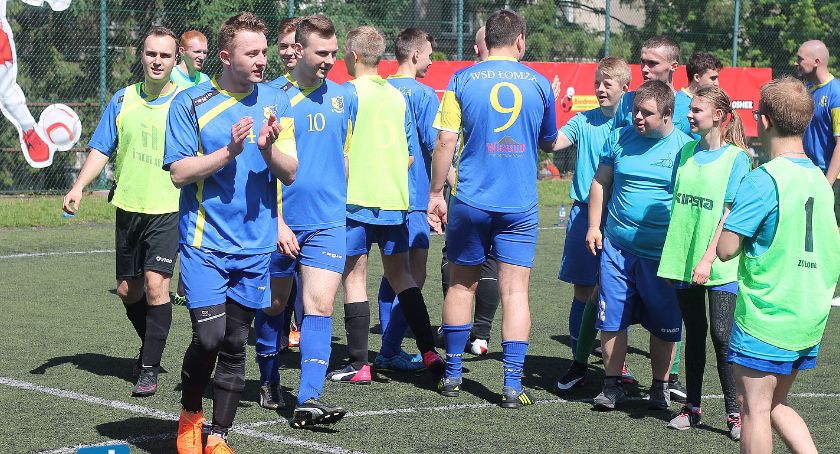 Integracyjny Turniej Piłki Nożnej w Zespole Szkół Specjalnych w Łomży [FOTO]