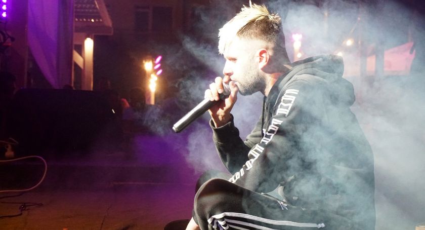 BLACHA na scenie w Nowogrodzie! [VIDEO i FOTO]