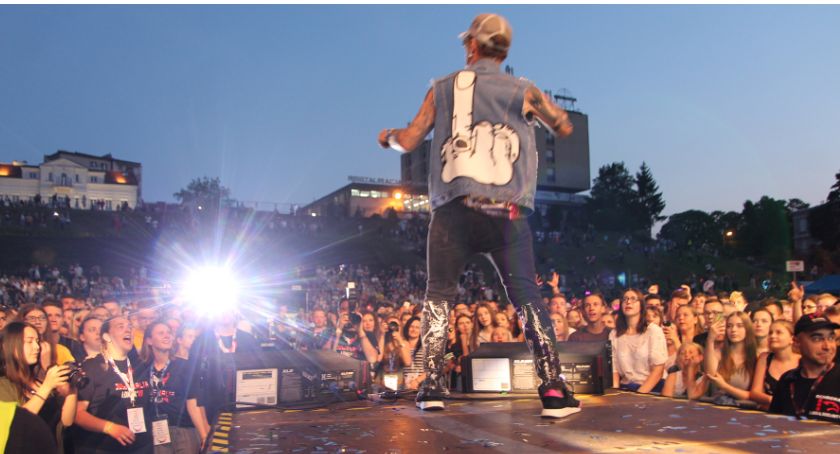 Wielki koncert na muszli zakończył łomżyńskie Juwenalia 2019 [VIDEO i FOTO]