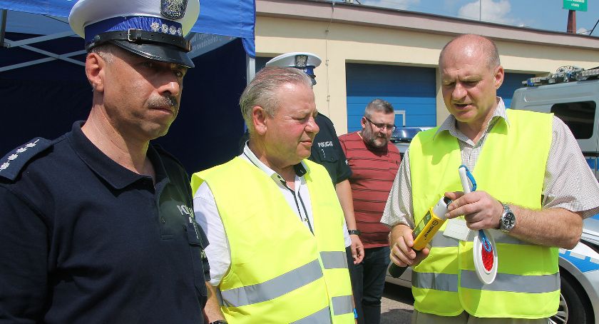 WORD: Szkolenie dla kierujących ruchem i nowe alkomaty dla policji [VIDEO i FOTO]