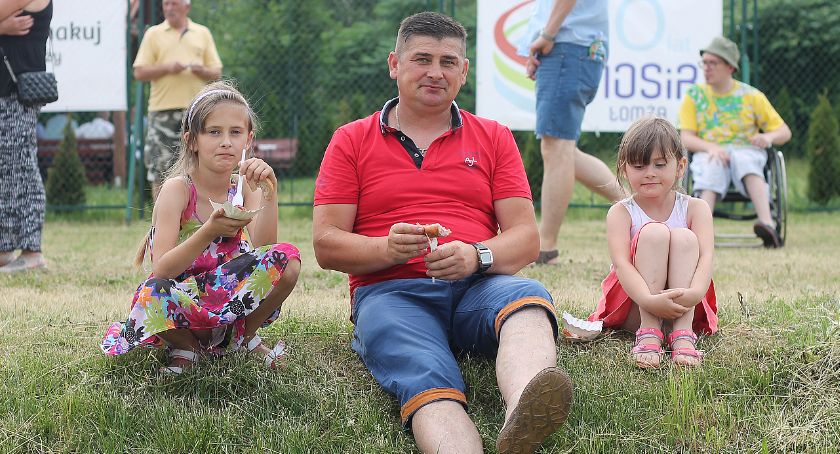 Rodzinne grillowanie i łosoś z serem lazur z foodtracka  [VIDEO i FOTO]