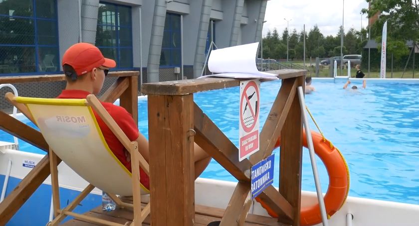 Odkryty basen czeka na mieszkańców Łomży [VIDEO i FOTO]