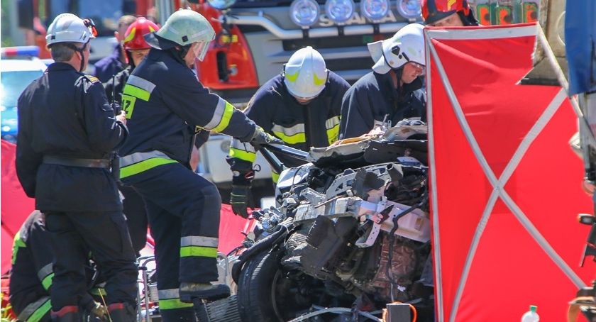 Tragiczny wypadek w Myszyńcu Starym! Są ofiary śmiertelne [FOTO]