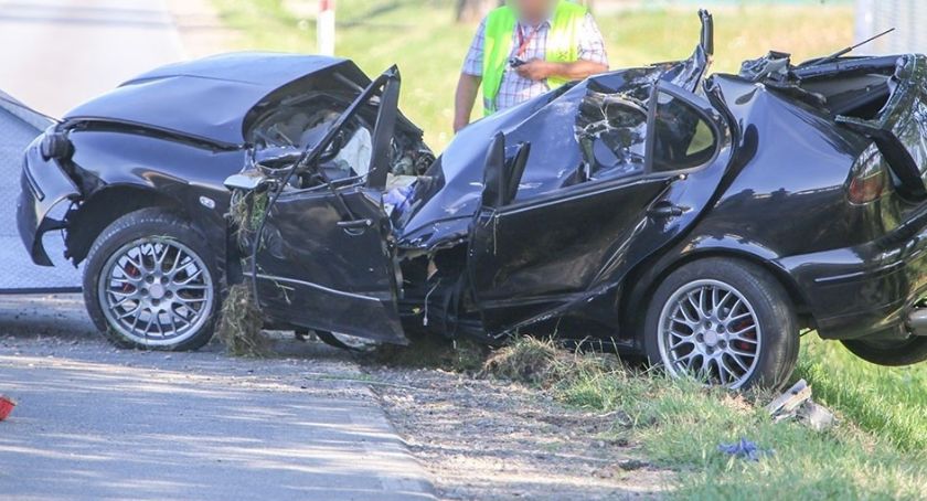 Kolejna tragedia na DK53. Nie żyje młody kierowca! [FOTO]