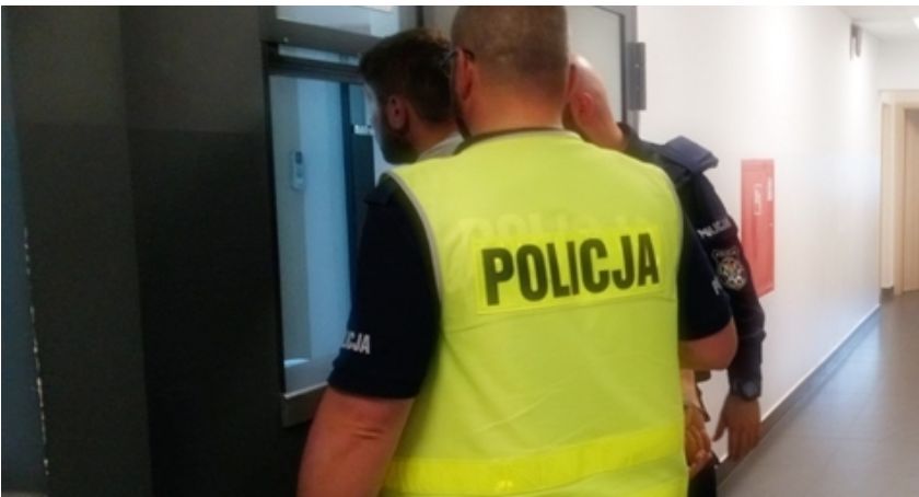 Łomża: Policyjny pościg zakończony zatrzymaniem sprawców pobicia!