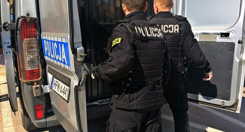 Łomża: Dotykał miejsca intymne dziecka? Mężczyzna aresztowany! 