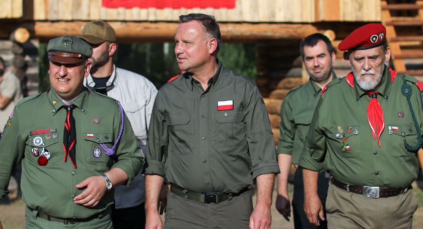Podlaskie: Prezydent Andrzej Duda spotkał się z harcerzami [FOTO]