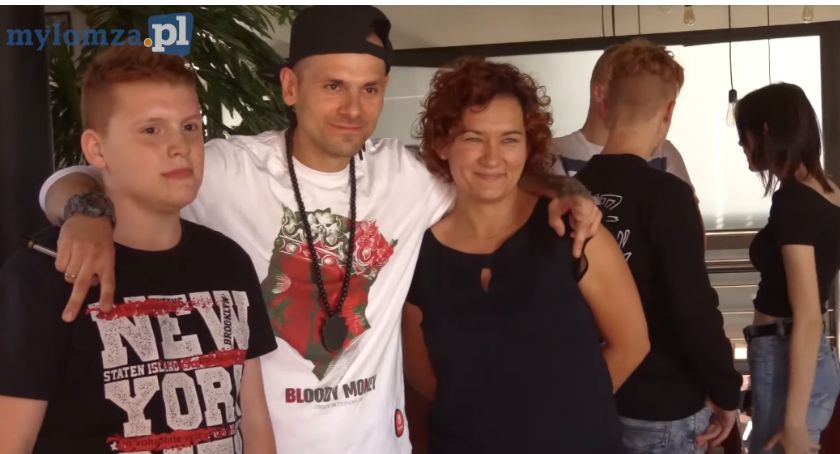 Łomża: Kacper HTA spotkał się z młodzieżą [VIDEO]