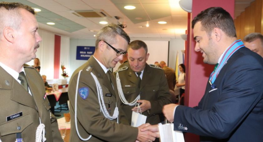 Prezydent odznaczony podczas spotkania z żołnierzami i kombatantami [FOTO]