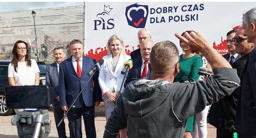 Łomża: PiS rozpoczyna kampanię wyborczą [FOTO i VIDEO]
