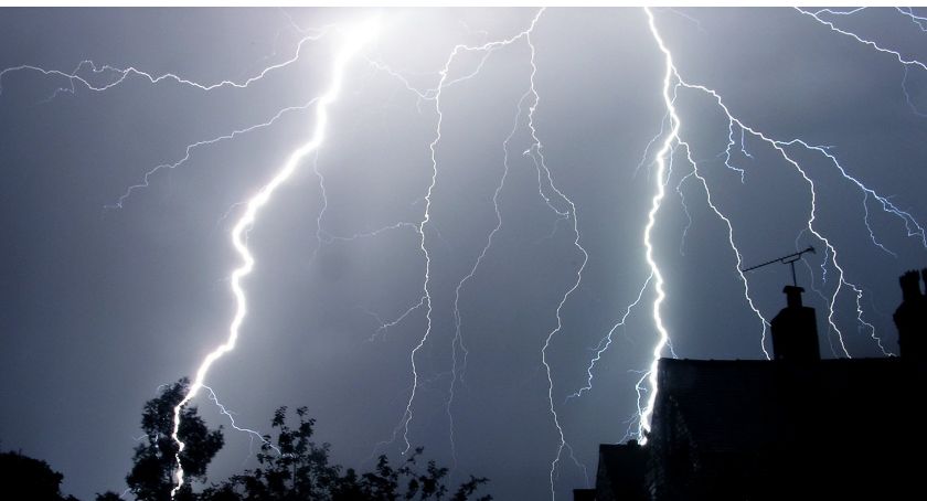 To jeszcze nie koniec? IMGW ostrzega przed burzami z gradem