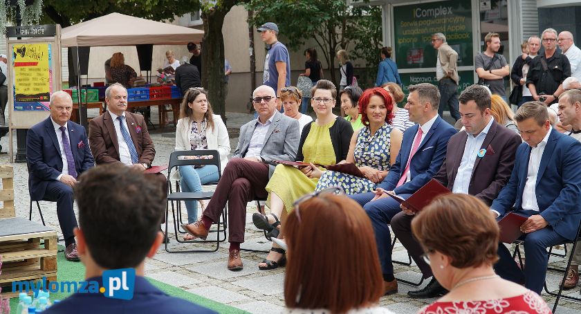 Łomża: Narodowe Czytanie z wieloma atrakcjami [VIDEO i FOTO]