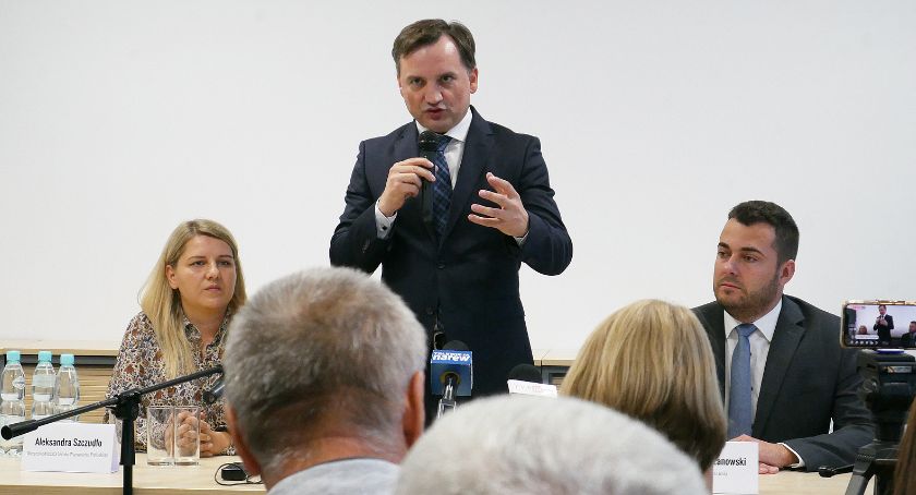 Zbigniew Ziobro przyjechał do Łomży. Przedwyborcze spotkanie z ministrem [VIDEO i FOTO]