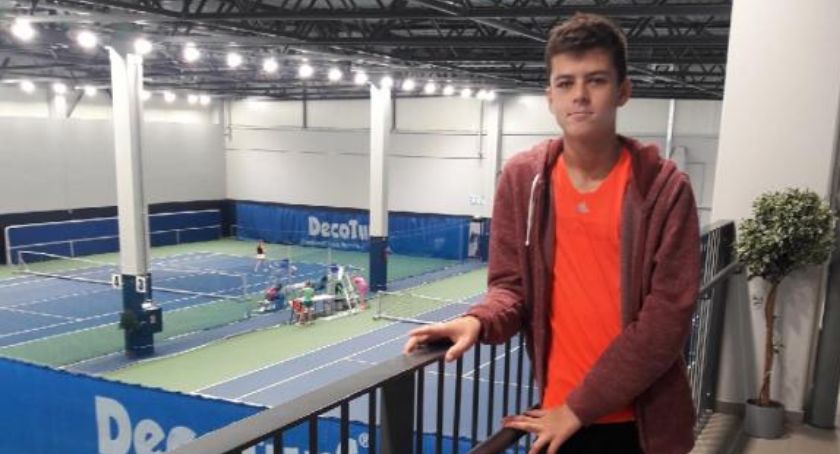 Wiktor w Tennis Europe Junior Tour