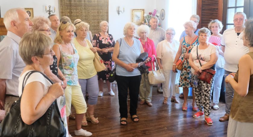 Łomżyńscy seniorzy – podsumowanie projektu pn. Cud nad Wisłą - ślad łomżyński [FOTO]