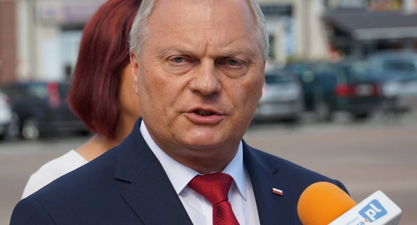 Poseł Kołakowski zmienia podział kraju