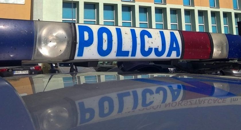 Schorowany oddalił się ze szpitala. Policja odnalazła go w środku Łomży
