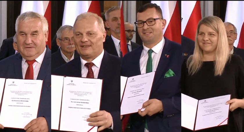 Posłowie otrzymali zaświadczenia o wyborze [FOTO i VIDEO]