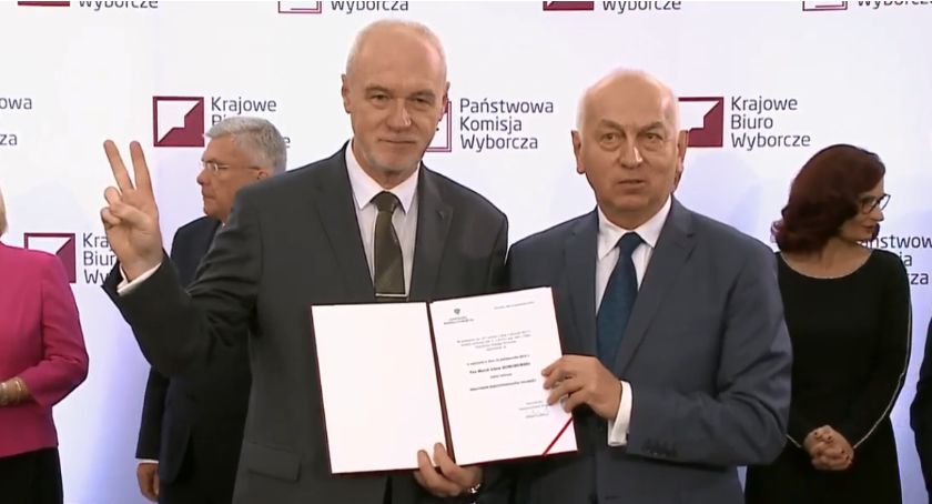 Marek Komorowski odebrał zaświadczenie o wyborze