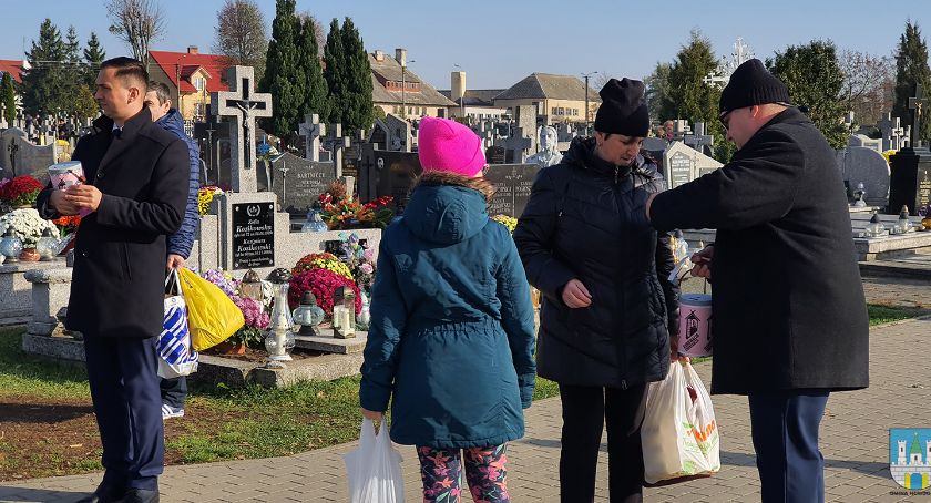 W Nowogrodzie też kwestowali [FOTO]