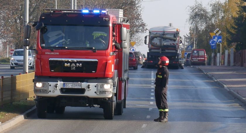 Olej na ulicach Łomży [FOTO]