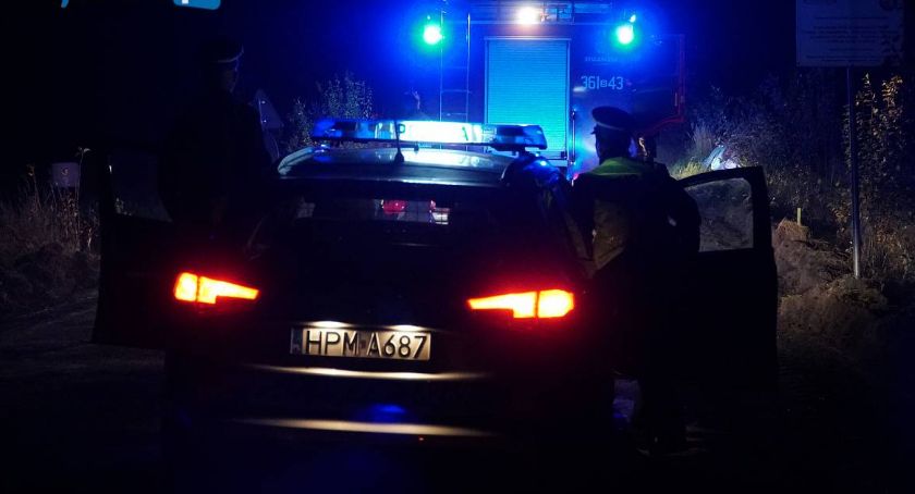 Jedwabne: Pijany młodzieniec wjechał w słup