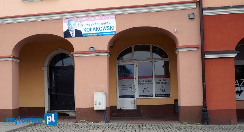 Atak na biuro posła Lecha Kołakowskiego