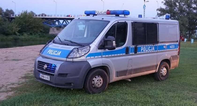 22-latek chciał odebrać sobie życie. Policjanci znaleźli go nieprzytomnego nad rzeką