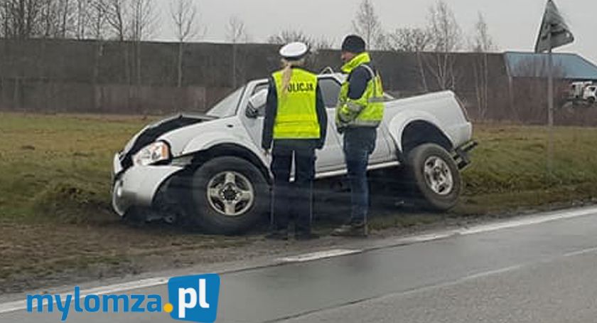 Nowy Cydzyn: Pijany kierowca wylądował w rowie [FOTO]