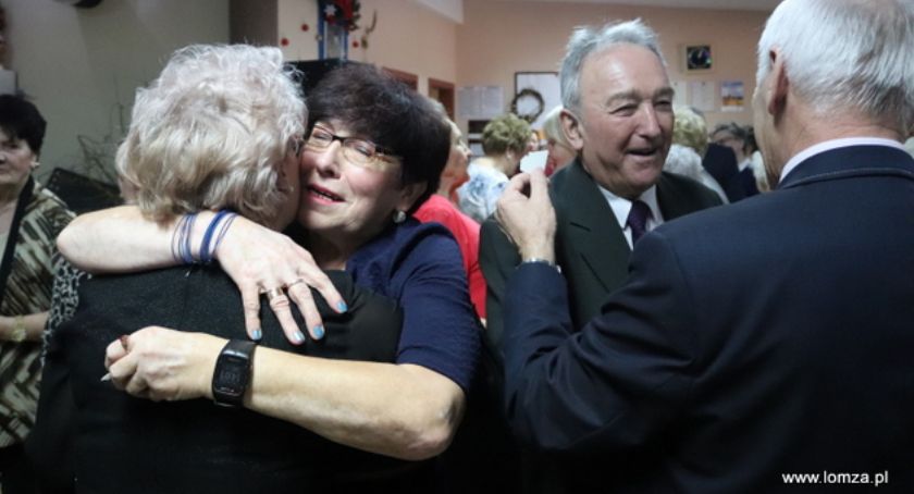 Przedświąteczny opłatek łomżyńskich seniorów [FOTO]