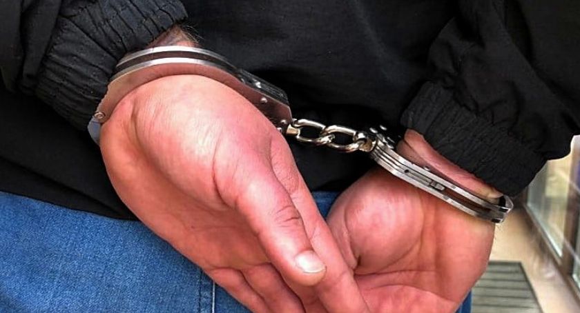 Łomża: Złodziej perfum w rękach policji