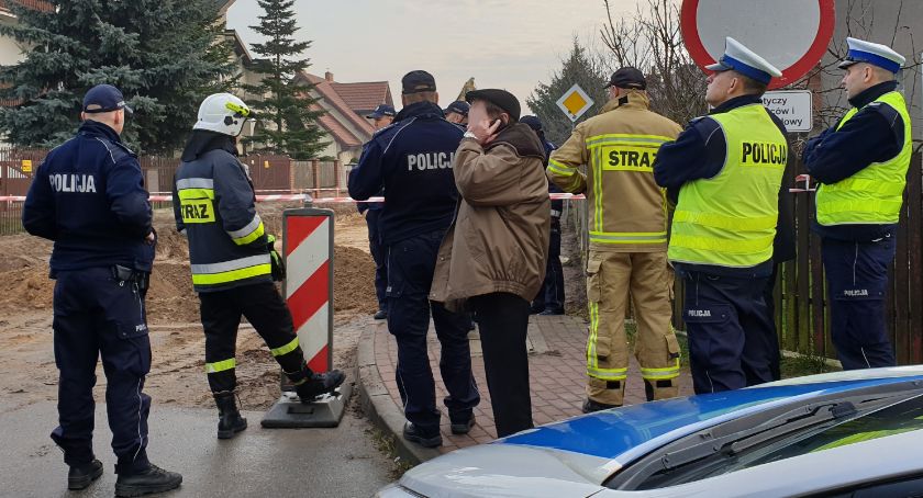 Piątnica: Niewybuch w pobliżu mleczarni. Mieszkańcy wracają do domów [VIDEO i FOTO] [AKTUALIZACJA]