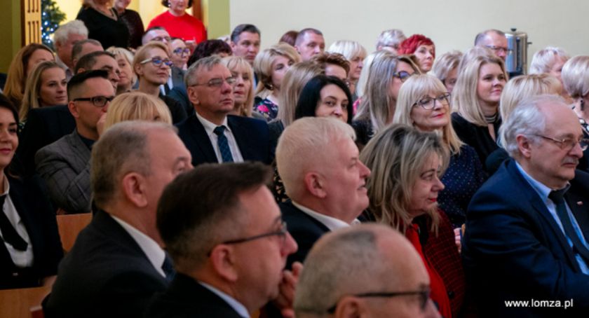 Pracownicy oświaty na przedświątecznym spotkaniu [FOTO]