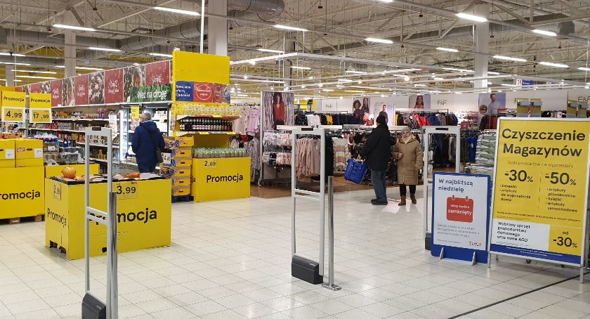  Co zamiast hipermarketu Tesco w Łomży?