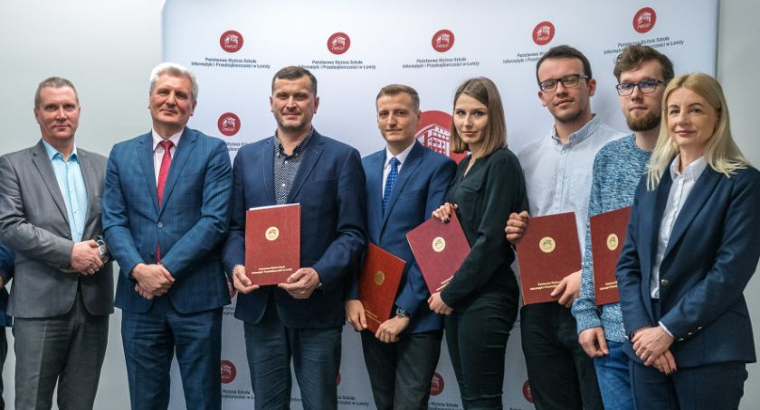 Studenci Informatyki PWSIiP z zaplanowaną przyszłością zawodową [FOTO]