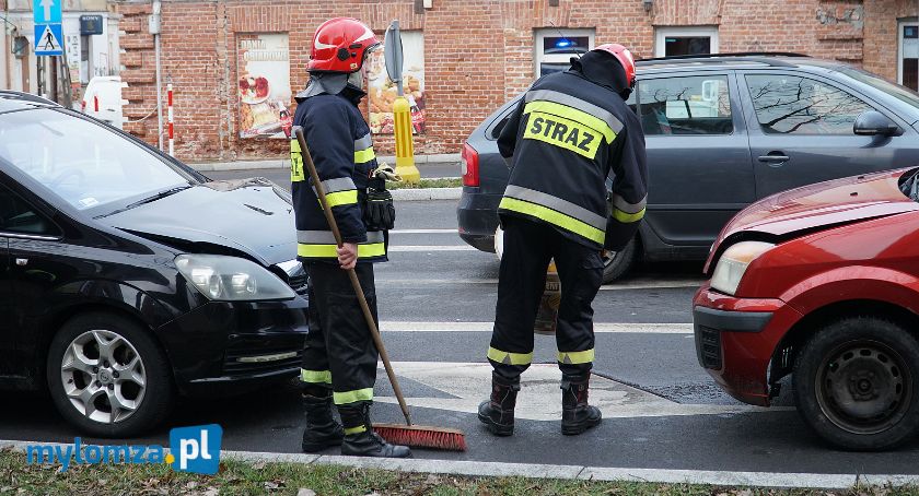 Kraksa na skrzyżowaniu Polowej i Alei Legionów [FOTO]