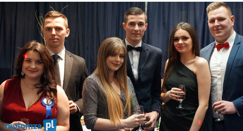 Studenci WSA bawili się na balu dyplomowym [VIDEO i FOTO]