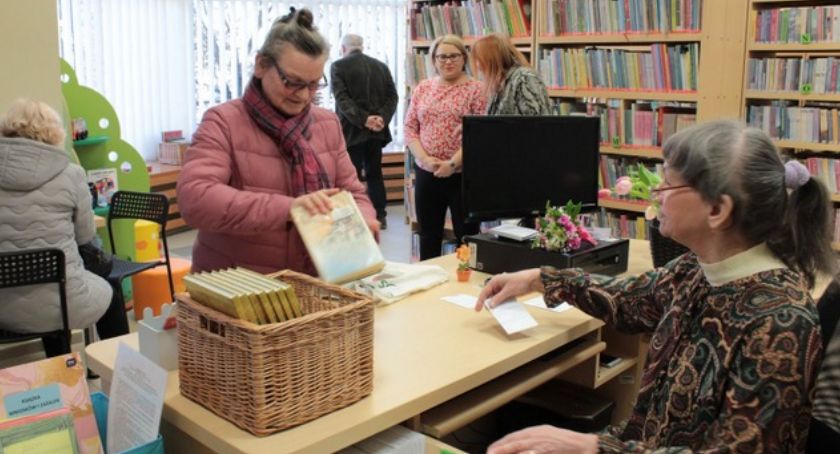 Nowi czytelnicy w nowej filii miejskiej biblioteki [FOTO]
