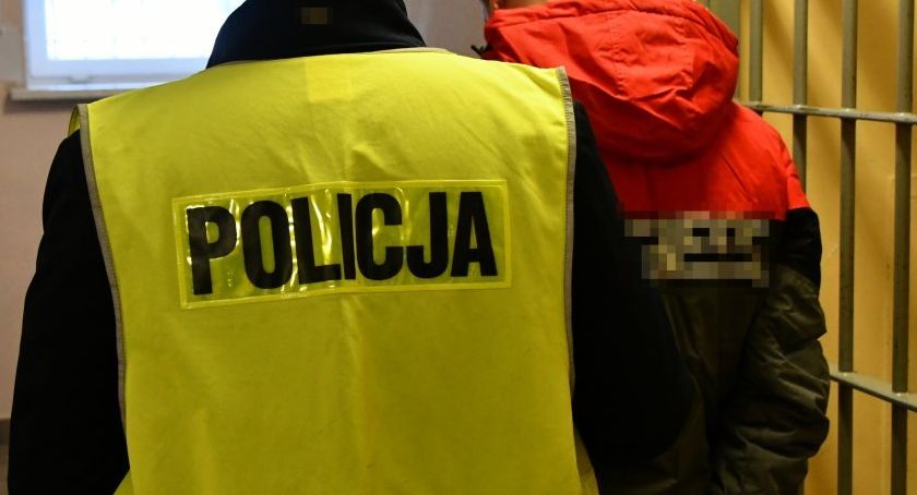 Nastoletni mieszkańcy naszego powiatu napadali na starsze kobiety