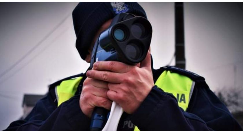 Policjanci sprawdzają dzisiaj prędkość