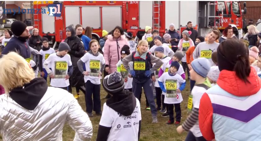 W Piątnicy pobiegli Tropem Wilczym [VIDEO]